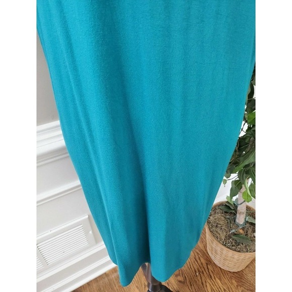 Fabletics Women's Green Rayon Scoop Neck Short Sleeve Knee Length Dress Size XL - Picture 3 of 9